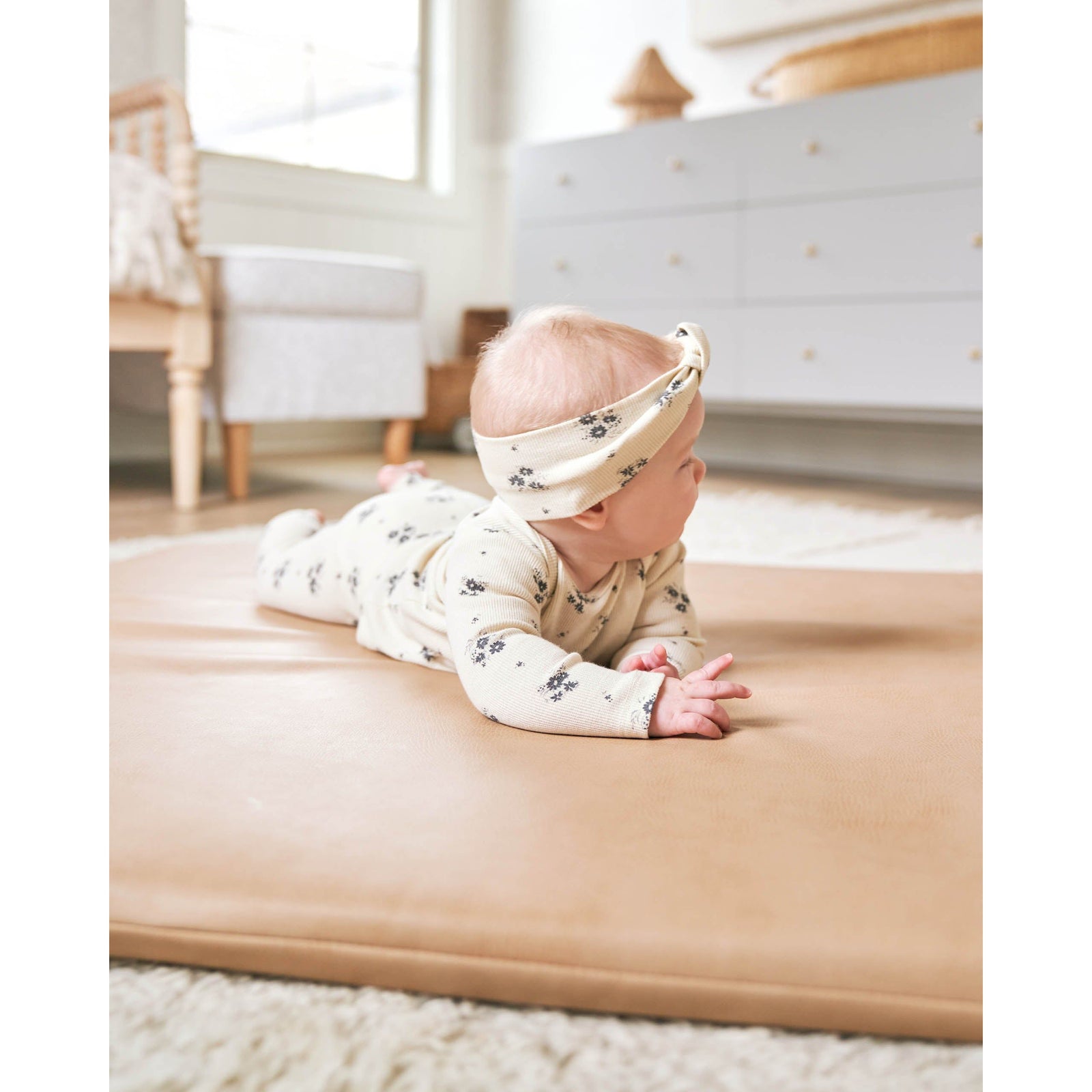 ribbed long sleeve bodysuit || navy ditsy