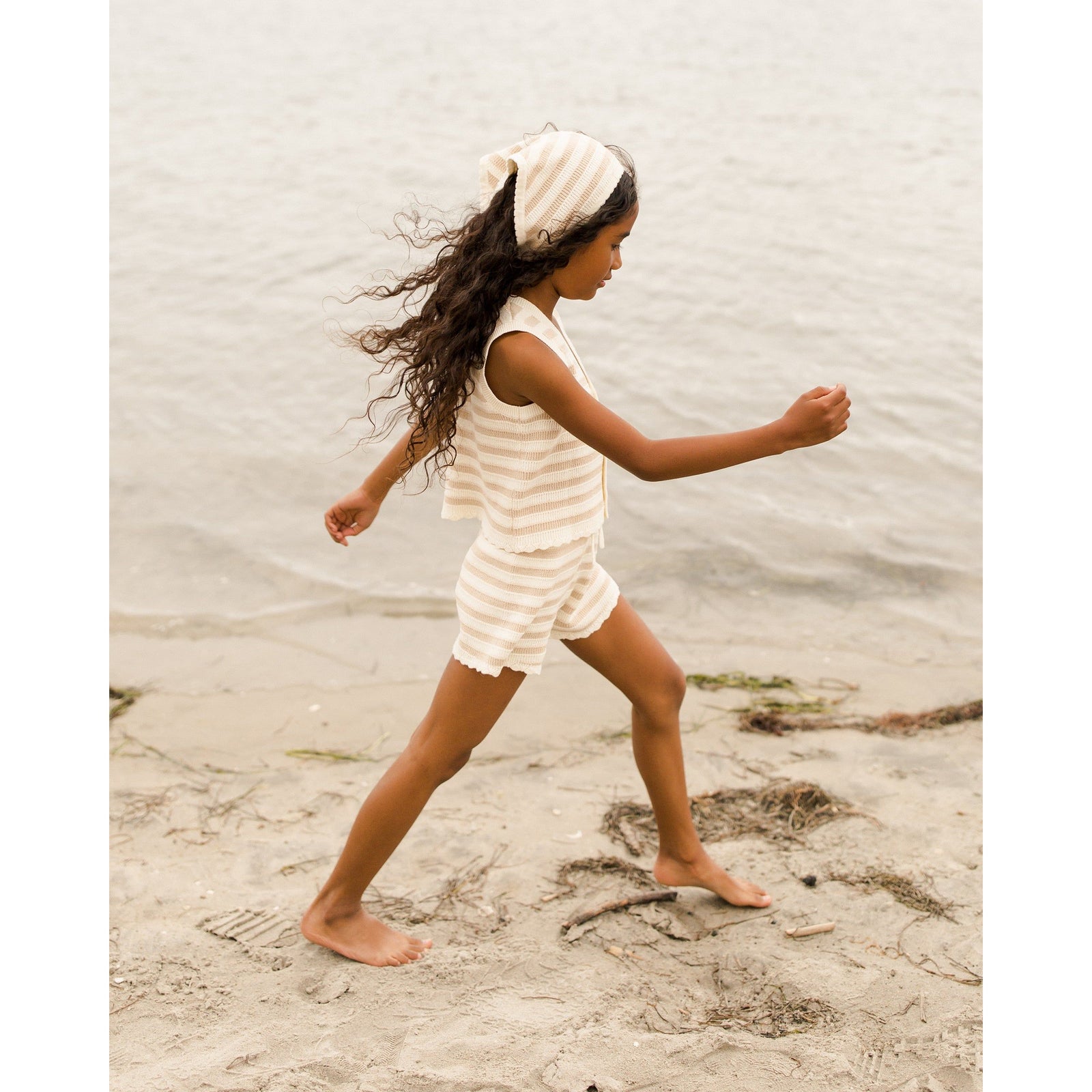 knit vest || sand stripe