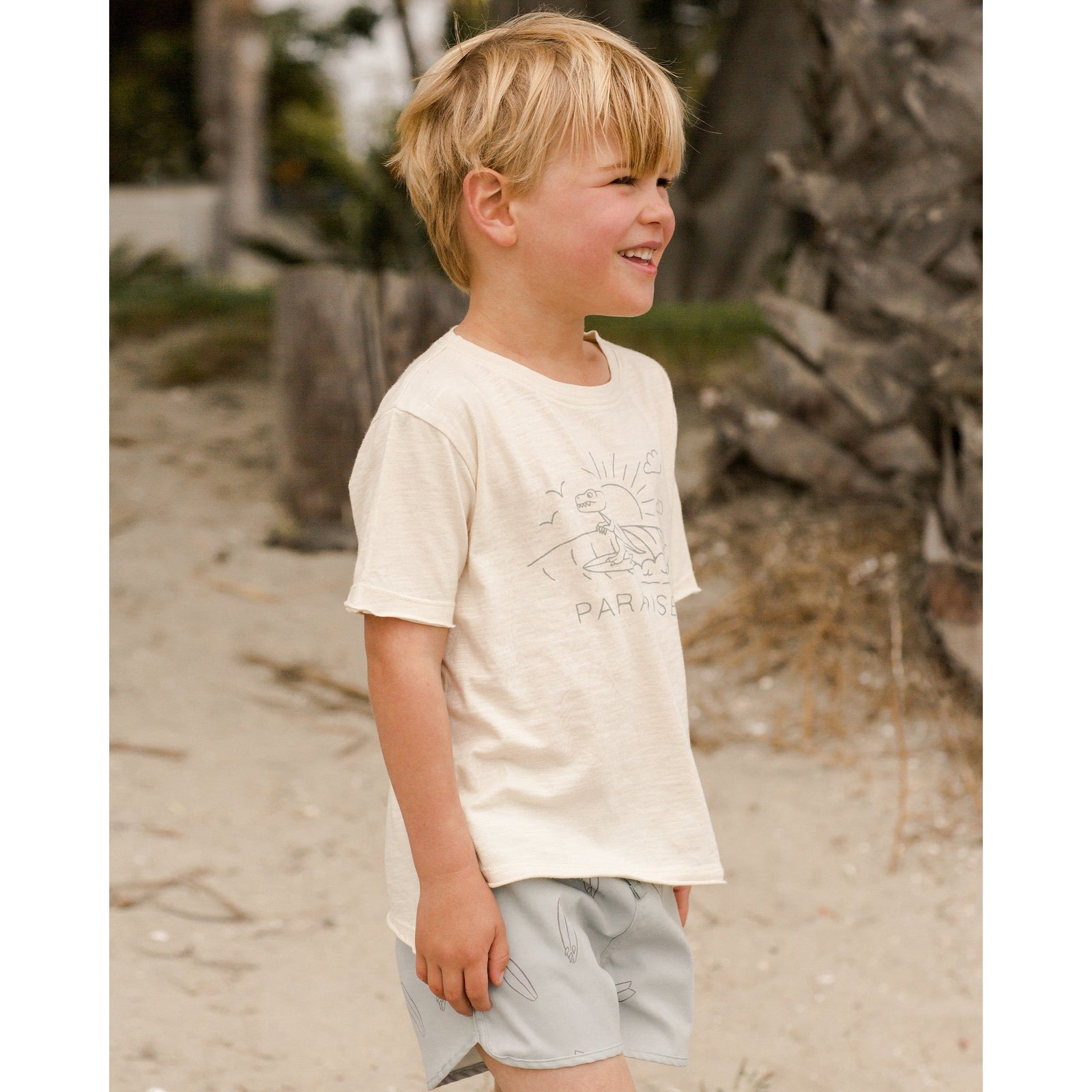 raw edge tee || paradise