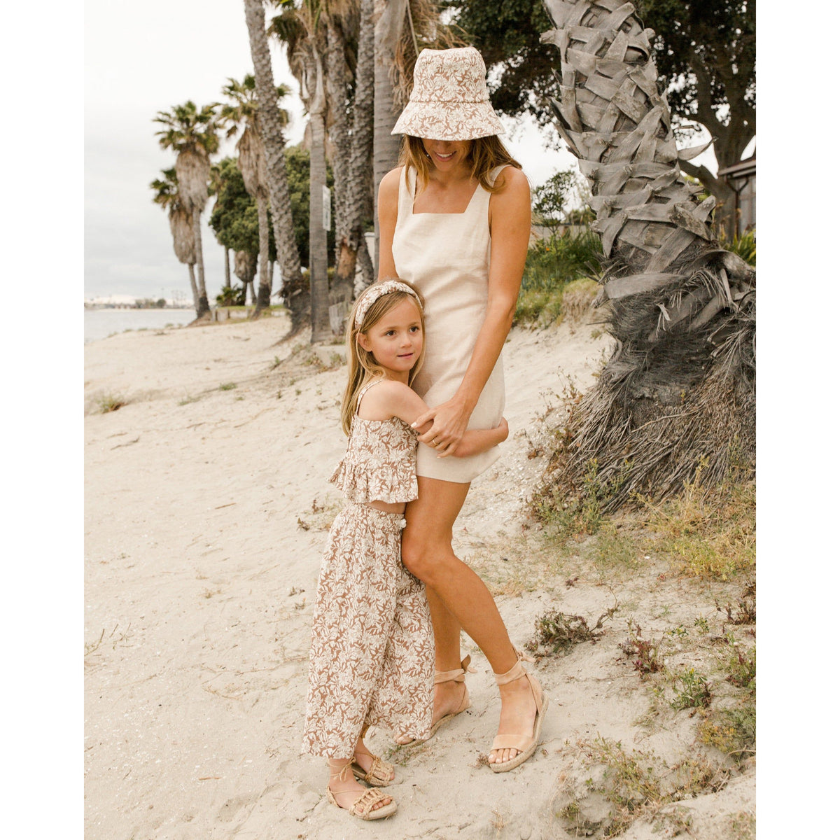 wide leg pant || plumeria