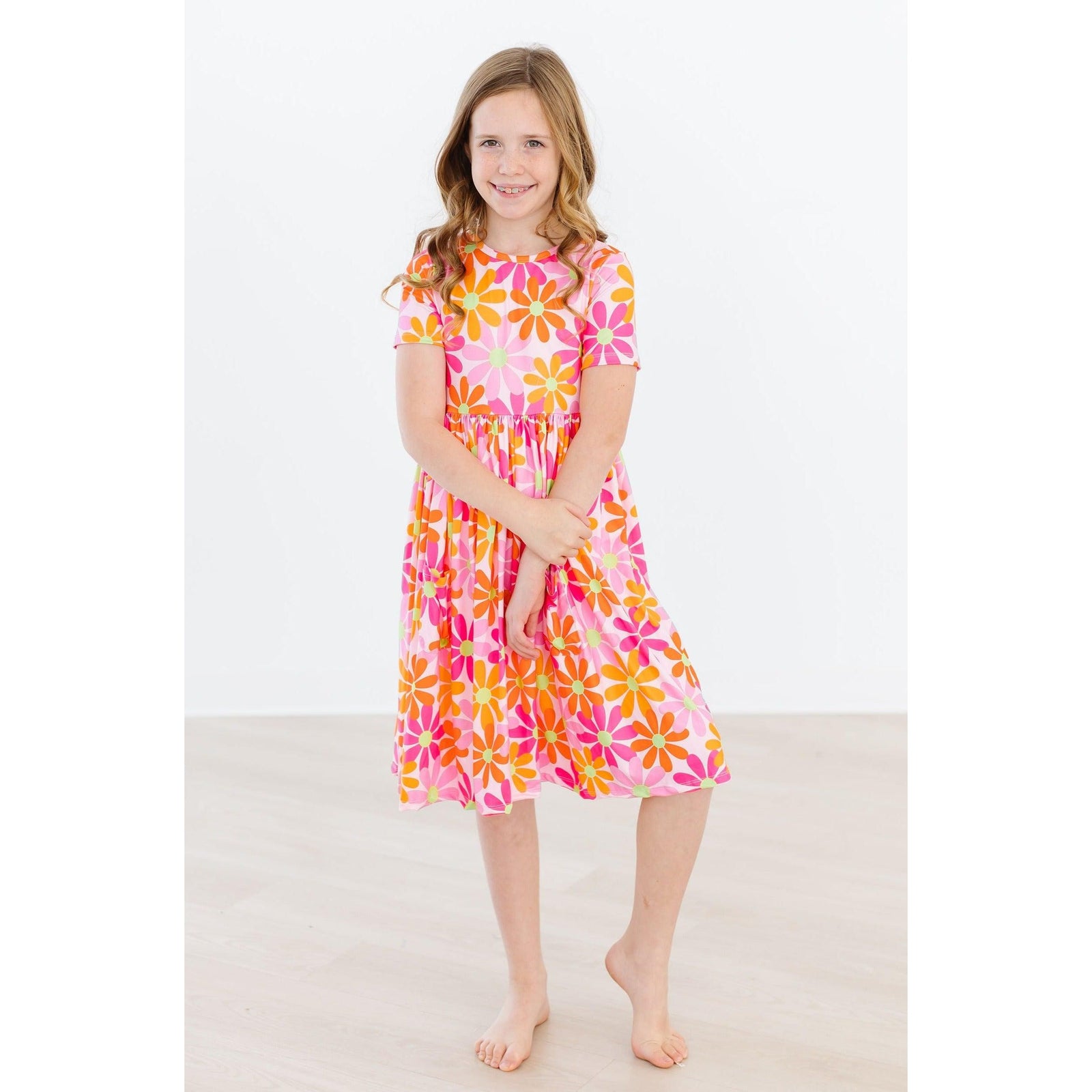 Retro Daisies S/S Pocket Twirl Dress