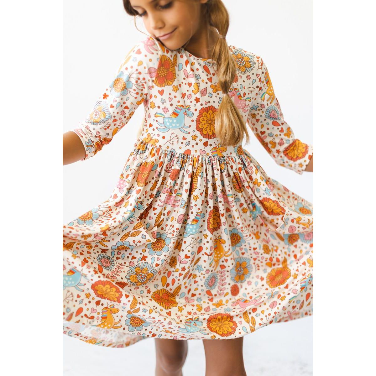 Retro Unicorns 3/4 Sleeve Pocket Twirl Dress