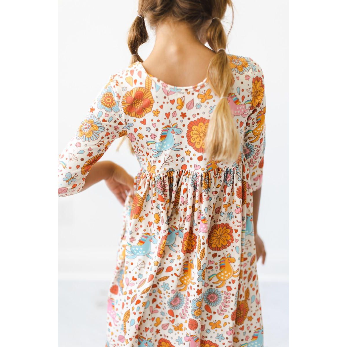 Retro Unicorns 3/4 Sleeve Pocket Twirl Dress