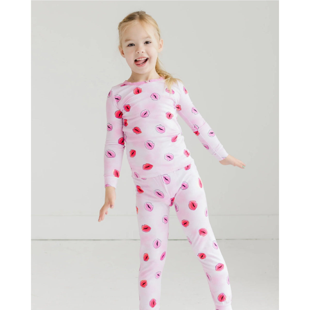 lips long sleeve pajama set