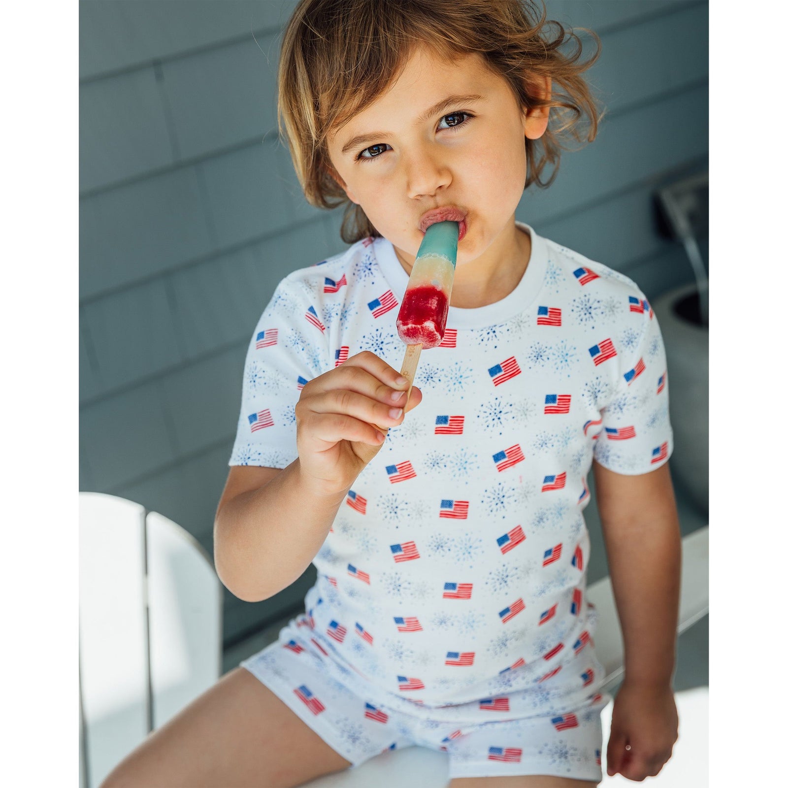 The Organic Short Sleeve Pajama Set [Flags and Fireworks]