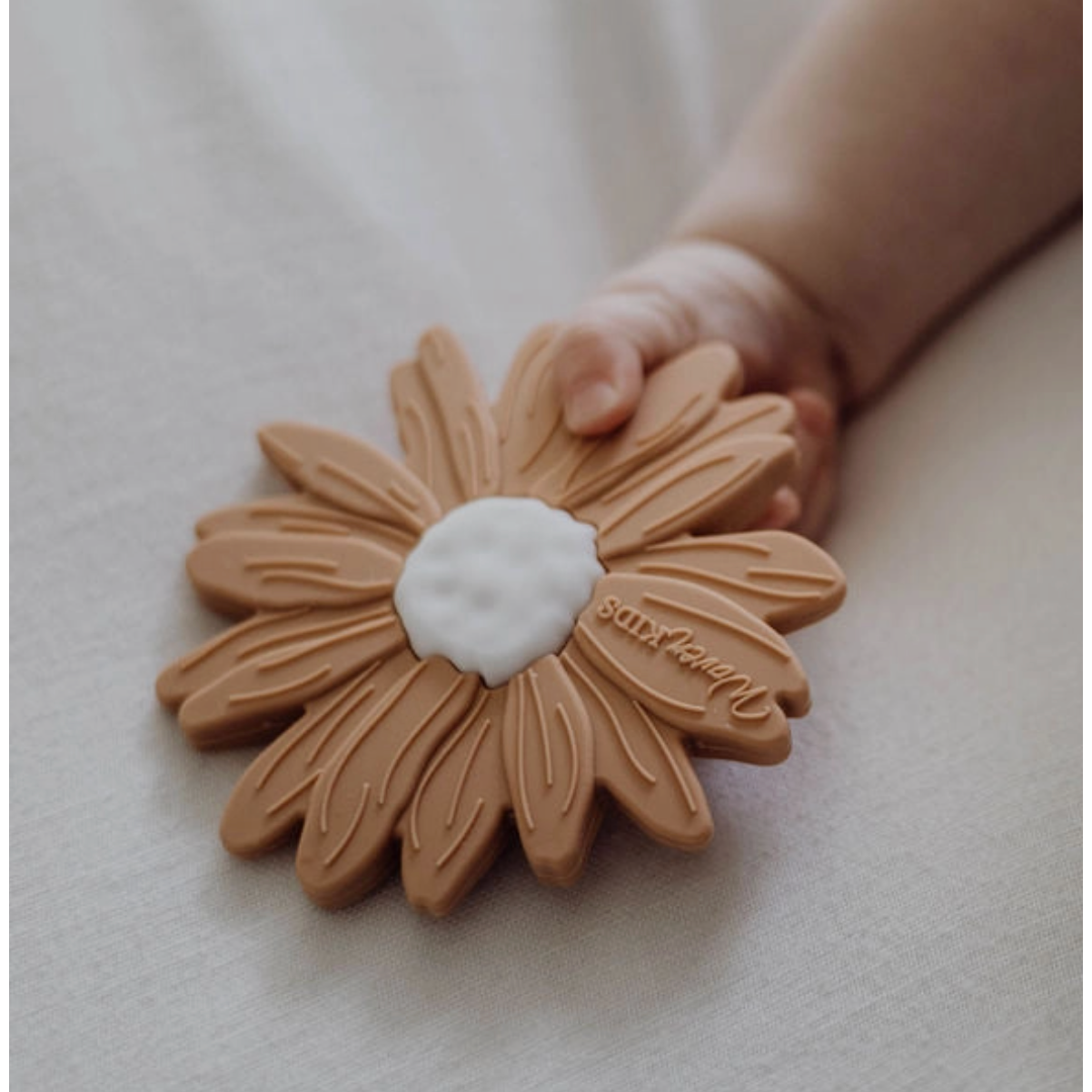 silicone teether | clay daisy