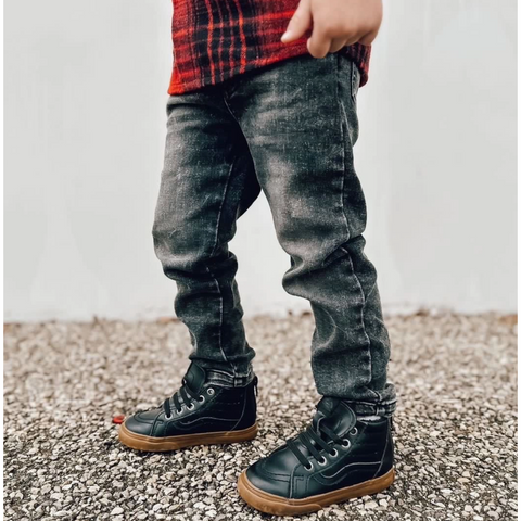 stretch denim | faded black