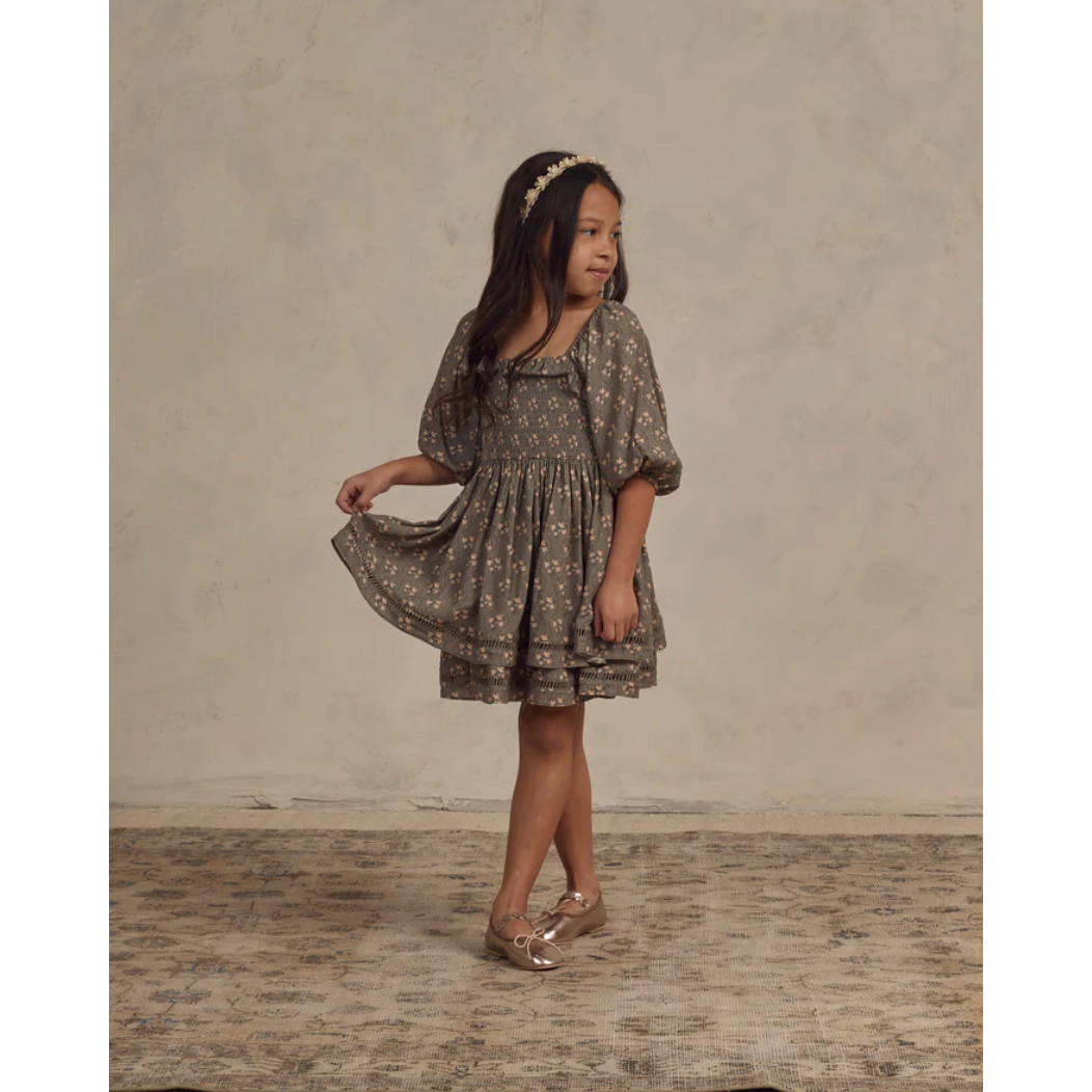 ballet flats || champagne metallic