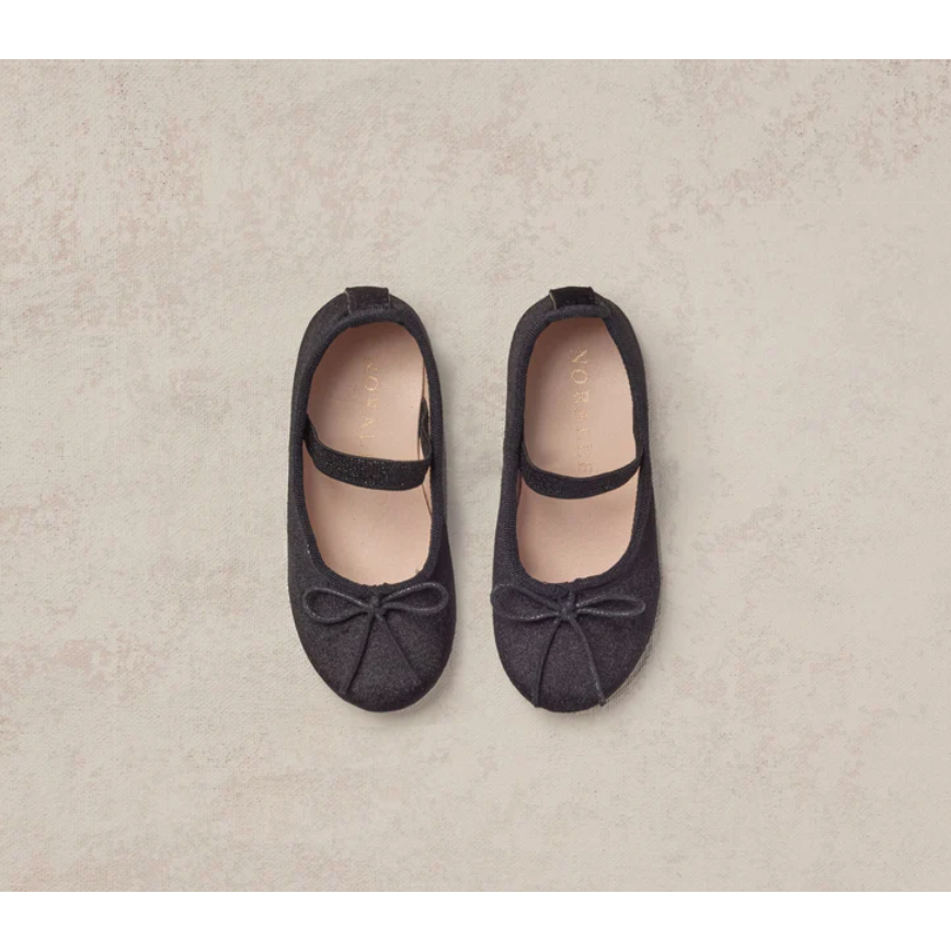 ballet flats || black