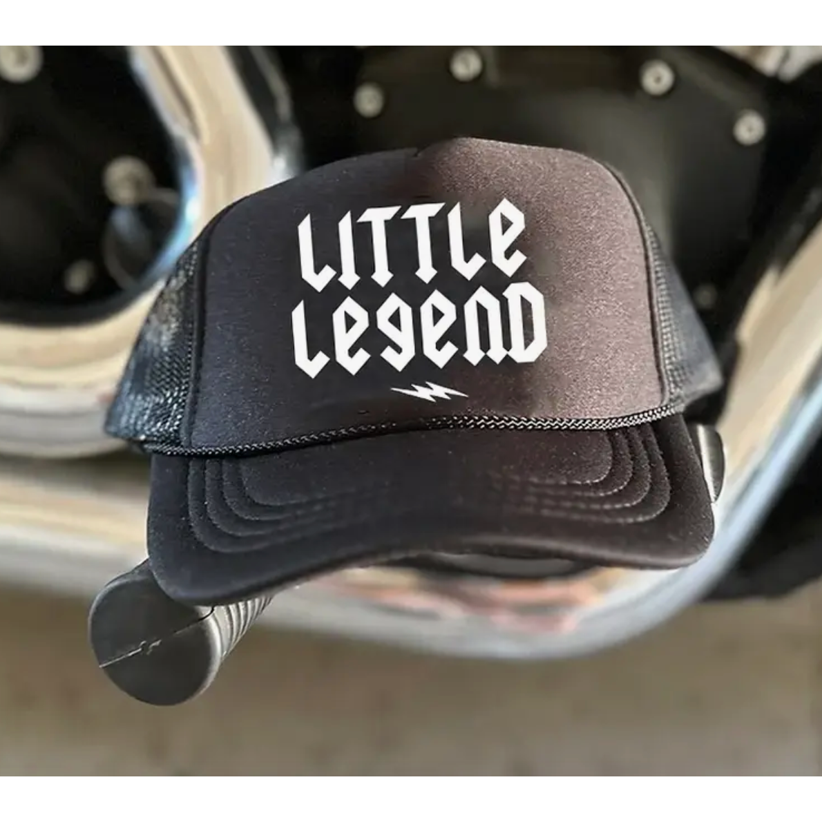 little legend kids trucker hat | onyx