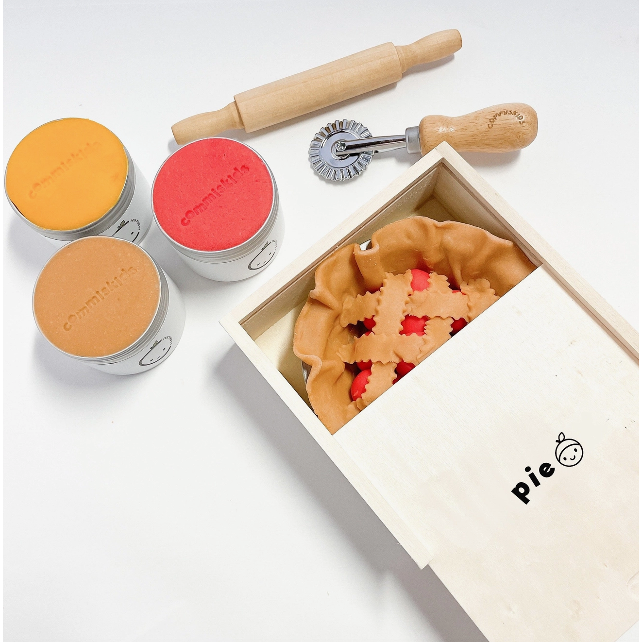 pie play dough kit
