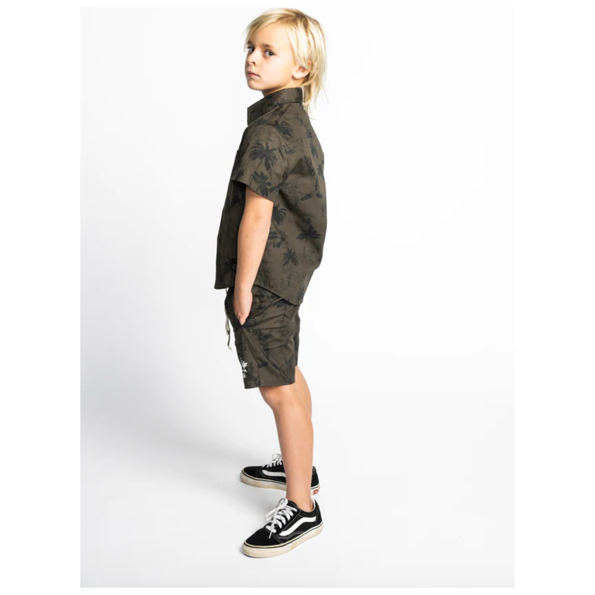 riders shirt | brown