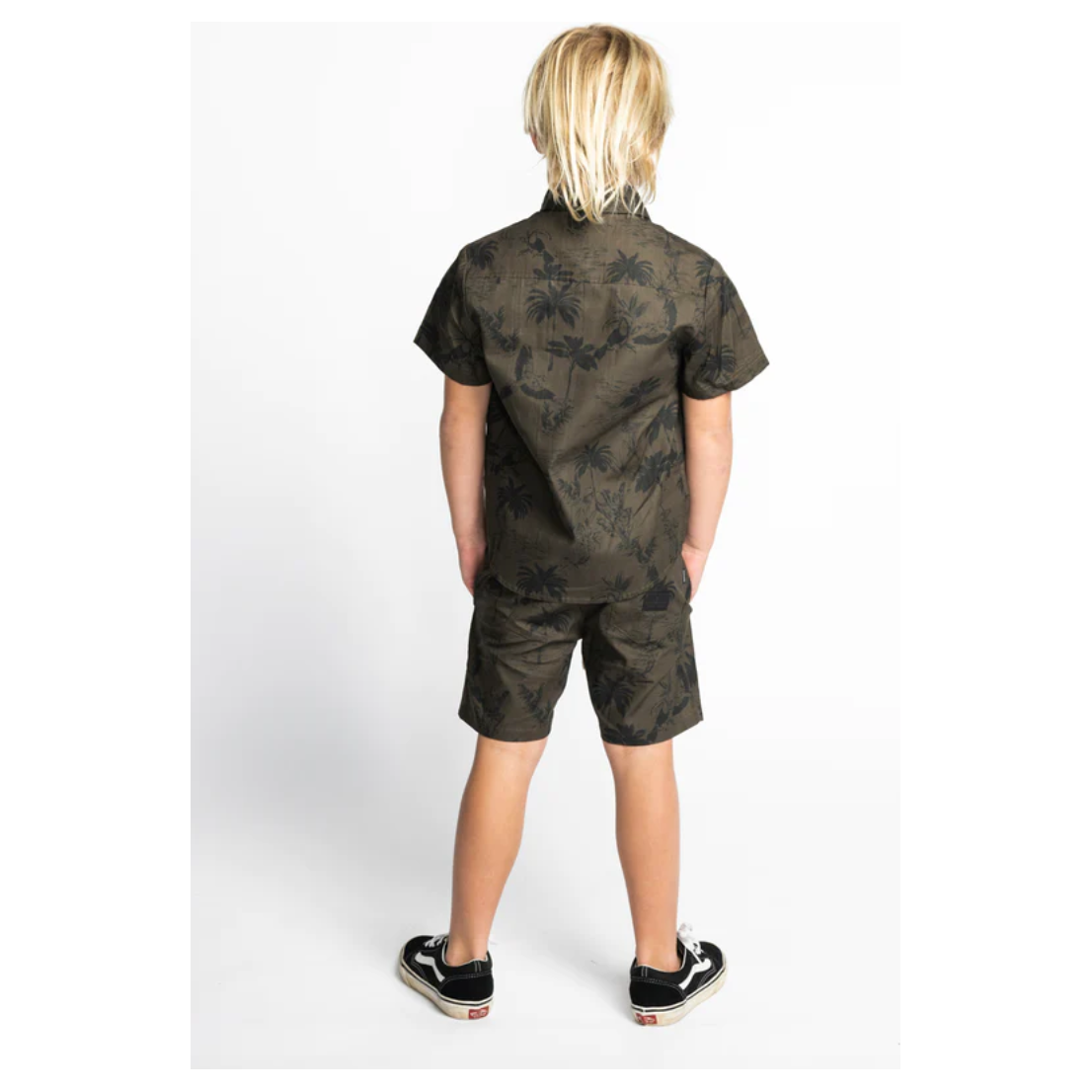 youcan short + riders shirt