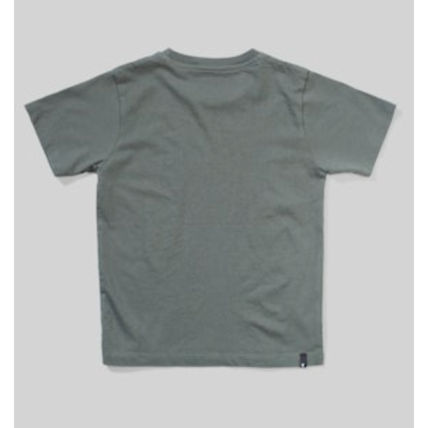 chase tee | ocean green