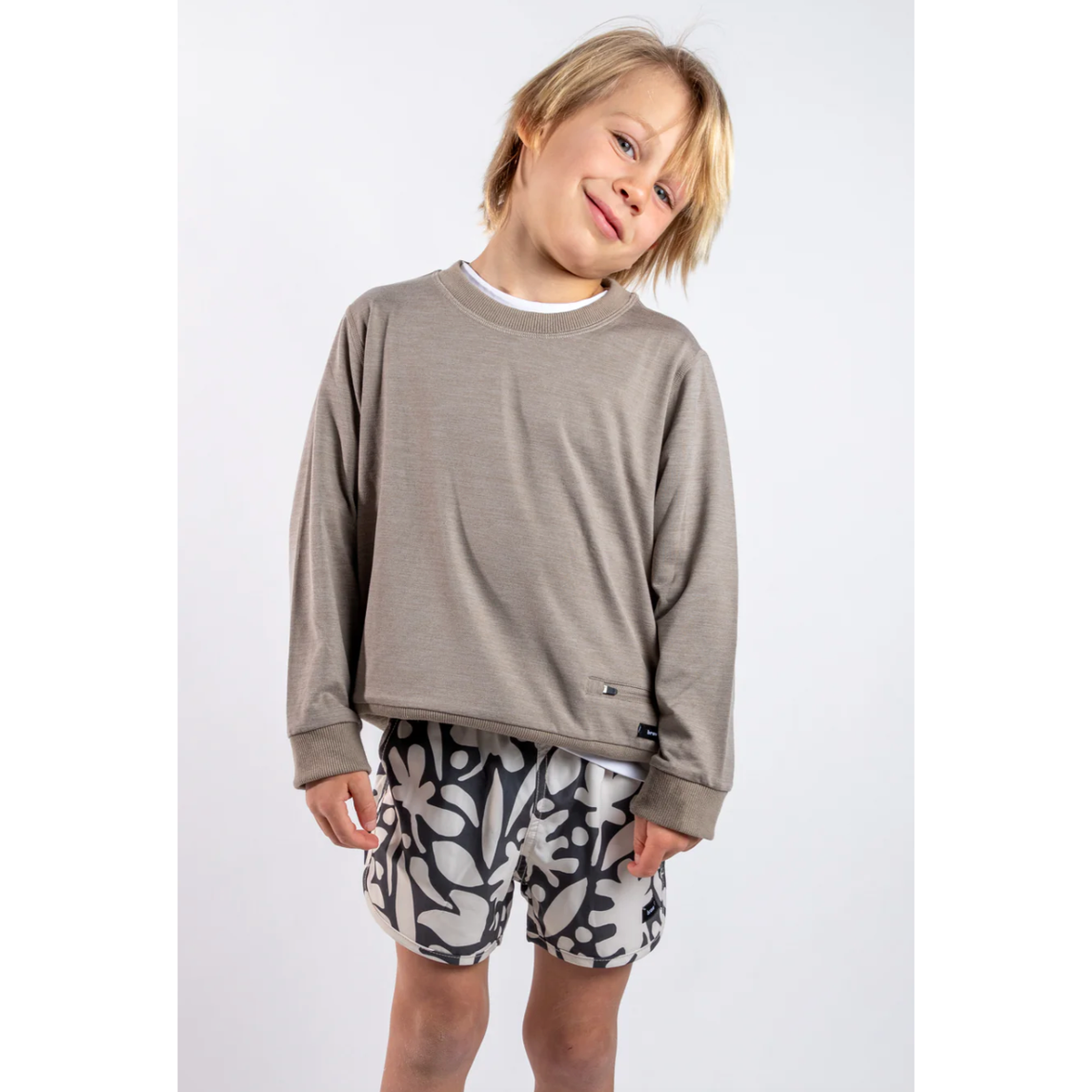 runner shorts || Black Forest