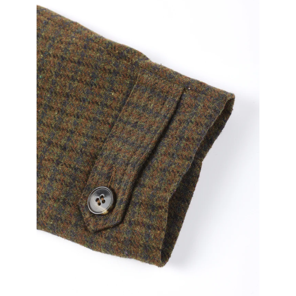 trench coat || brown