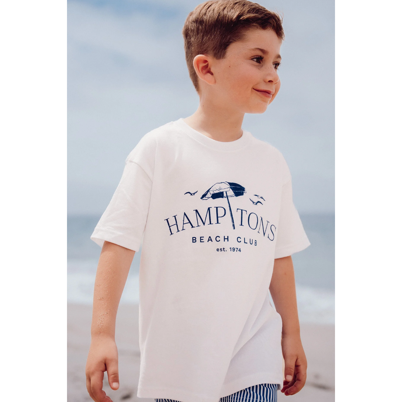 hamptons beach club tee