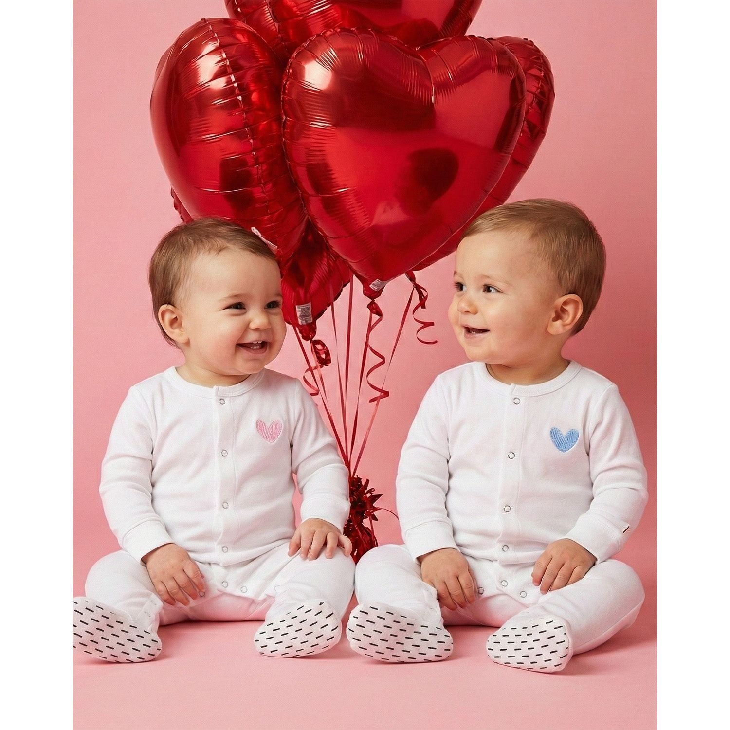 The Organic Snap Footie [White with Pink Heart]