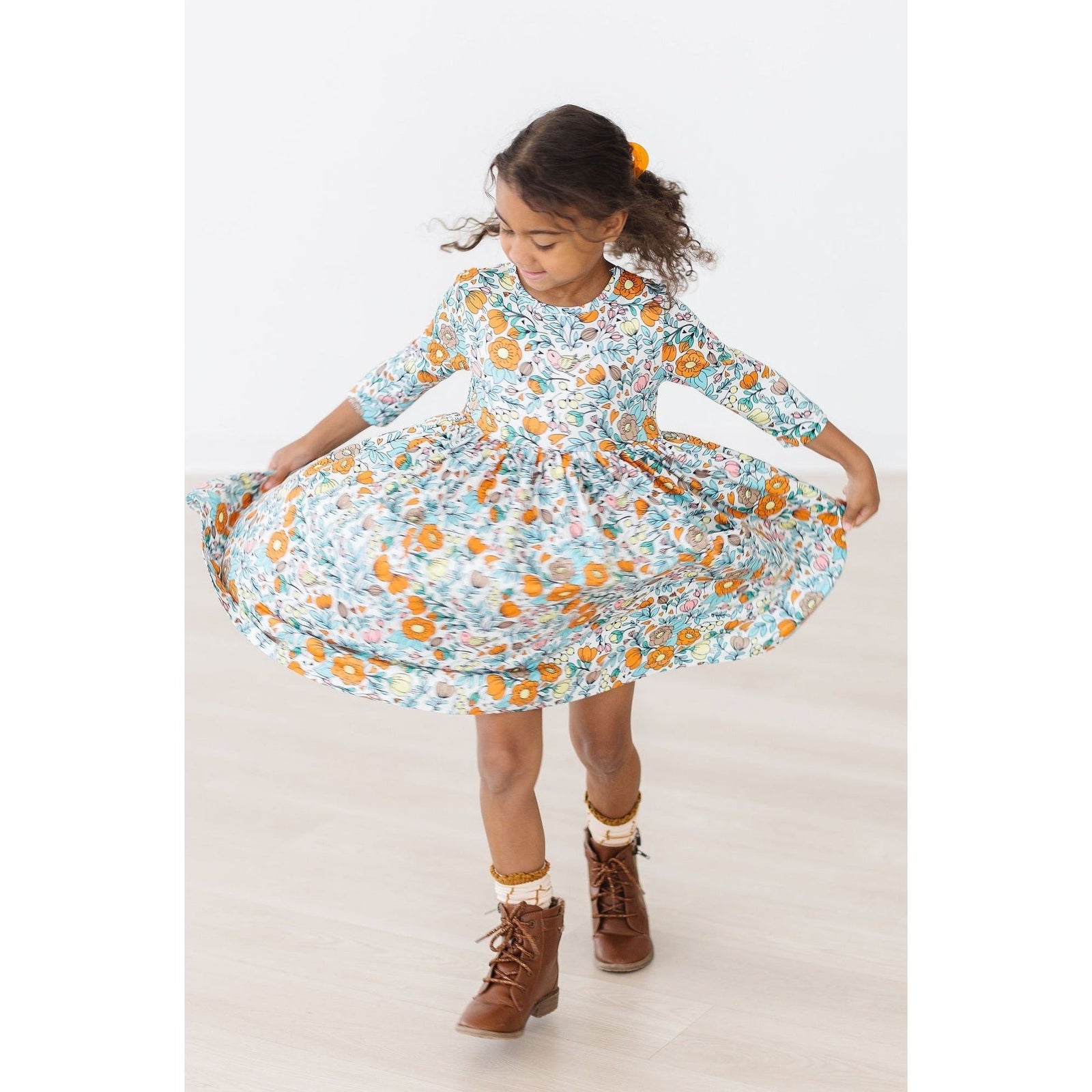 Vintage Vibes 3/4 Pocket Twirl Dress