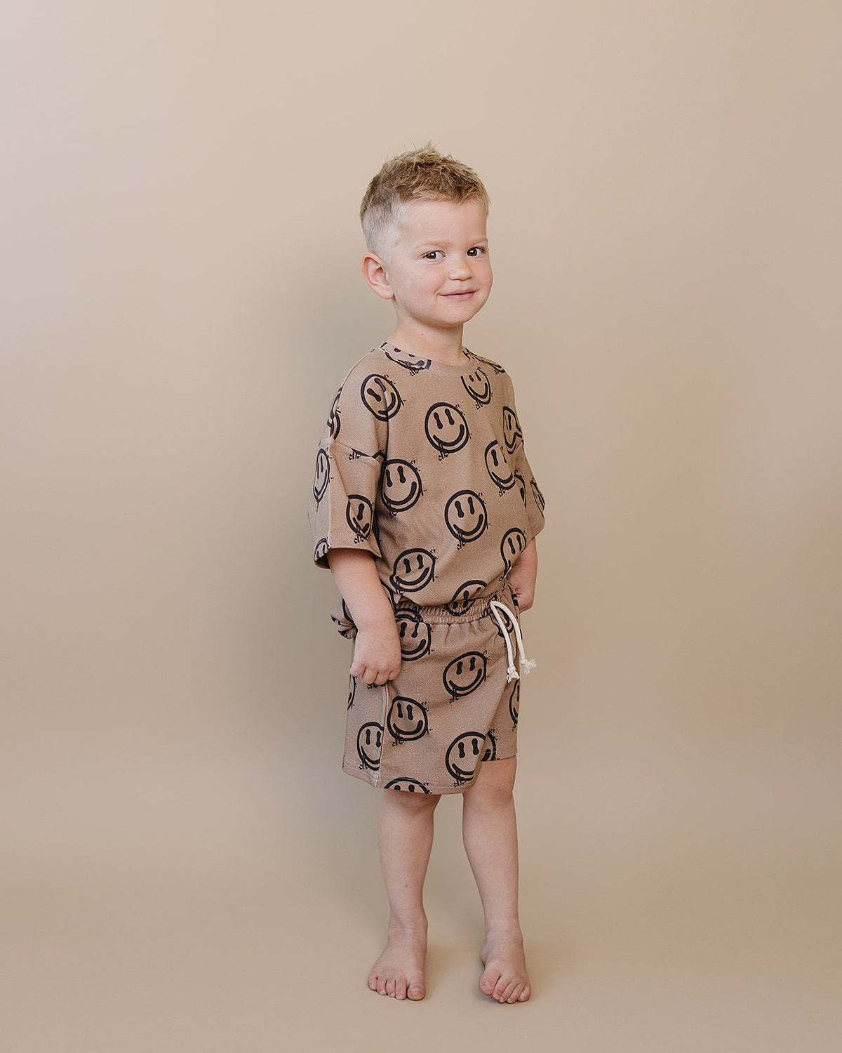 Shorts Set | Brown Smiley Face