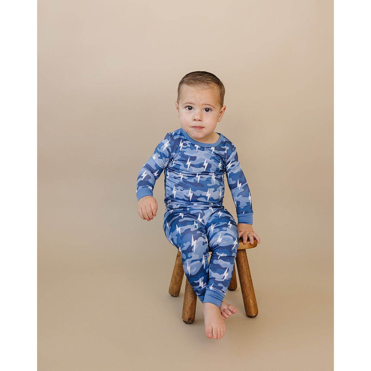 Bamboo Two Piece Set | Blue Camo Bolts