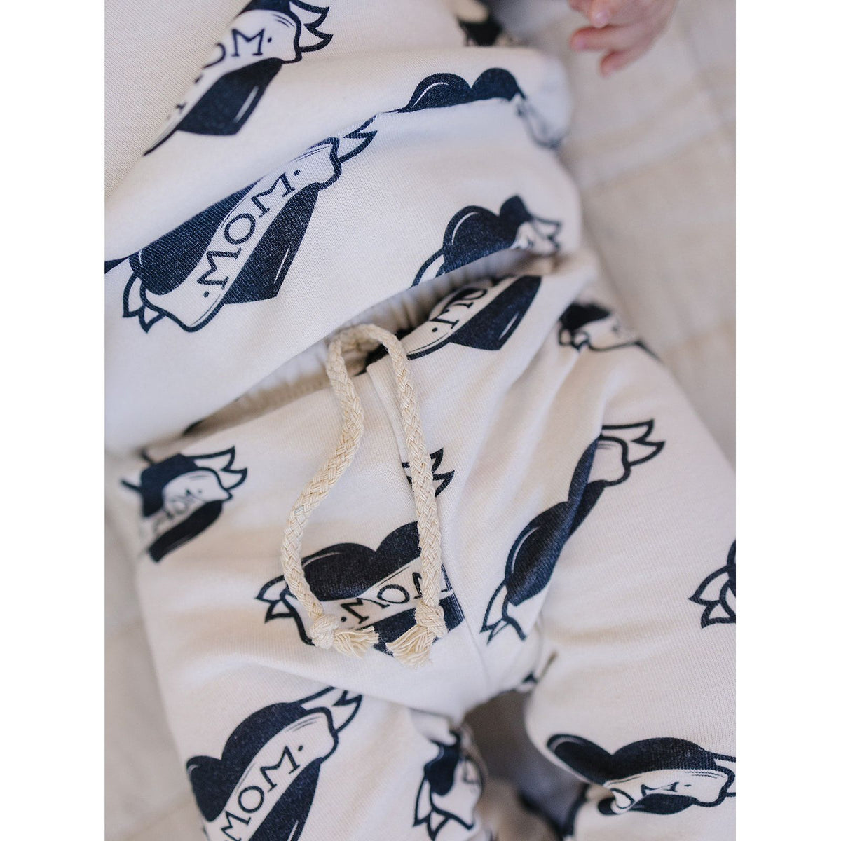 Jogger Set | Mom tattoo