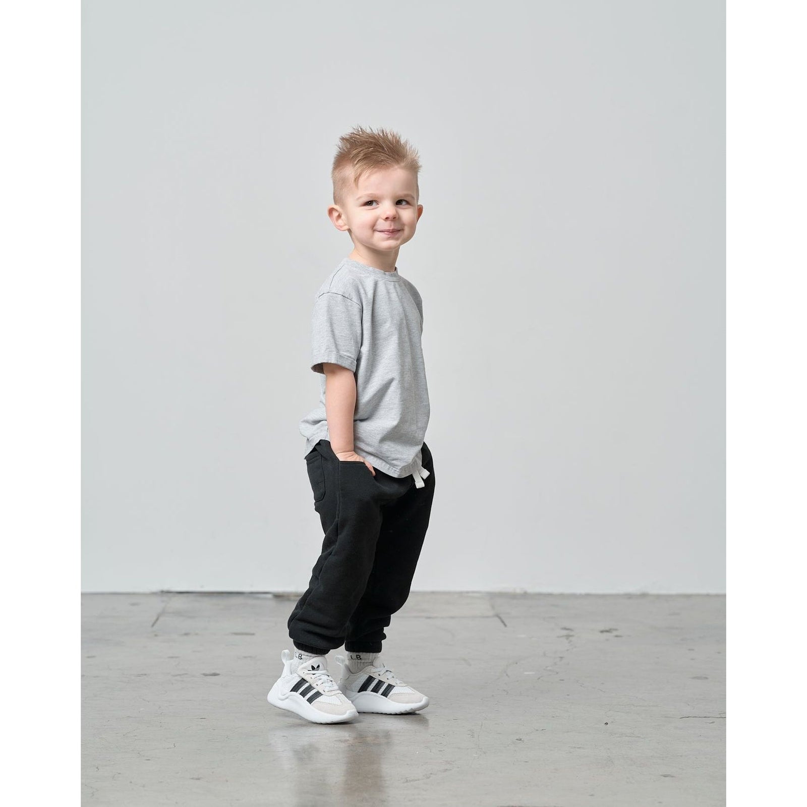 Basic Tee - Grey