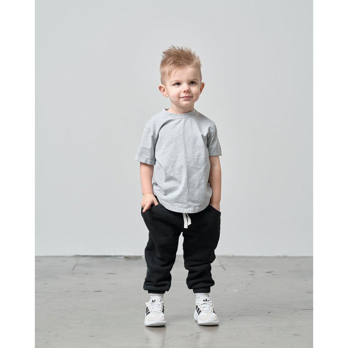 Basic Tee - Grey