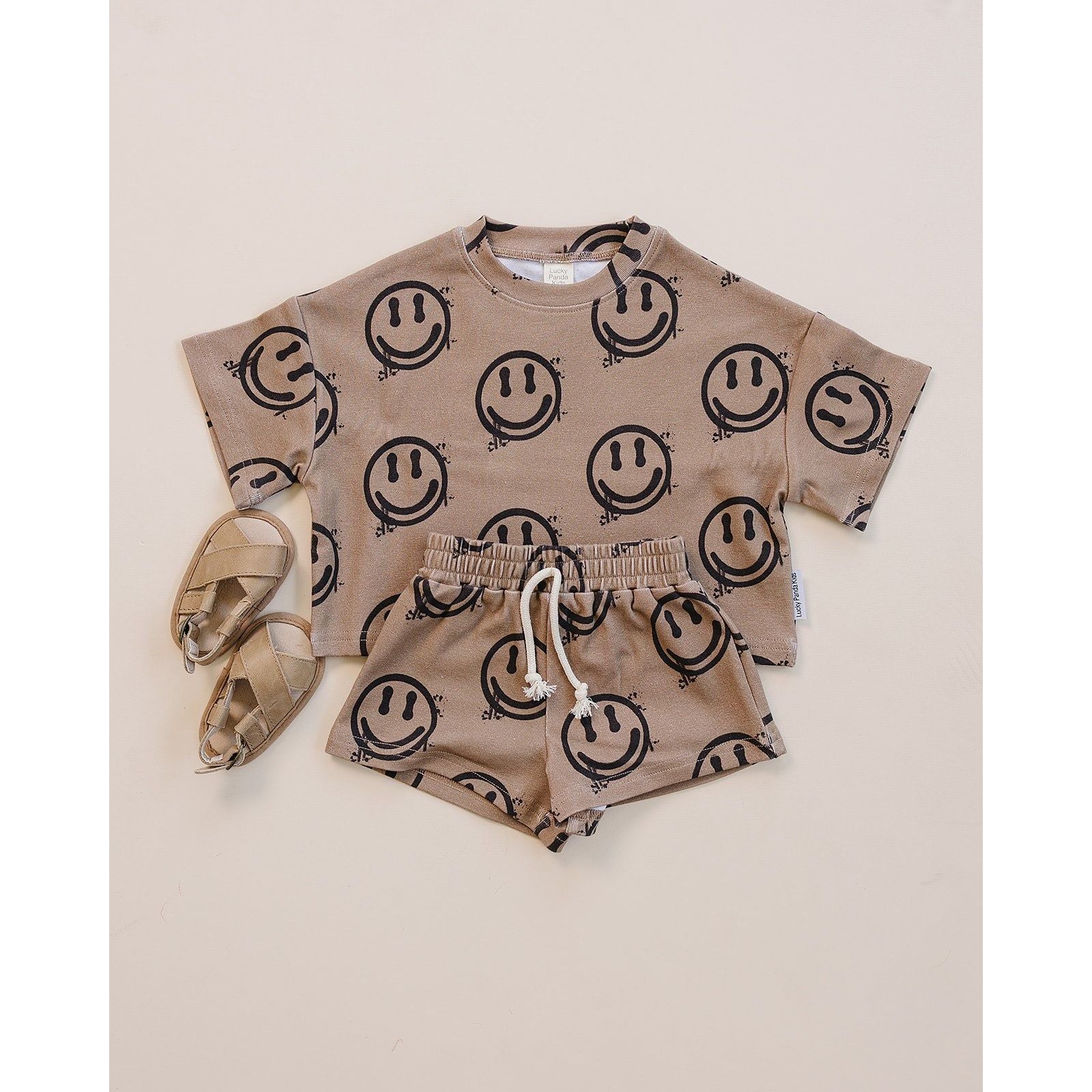 Shorts Set | Brown Smiley Face