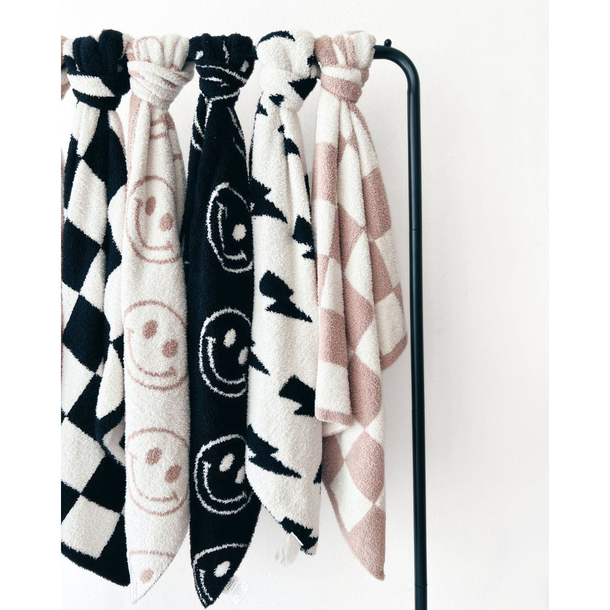 Checkered Plush Blanket | Latte