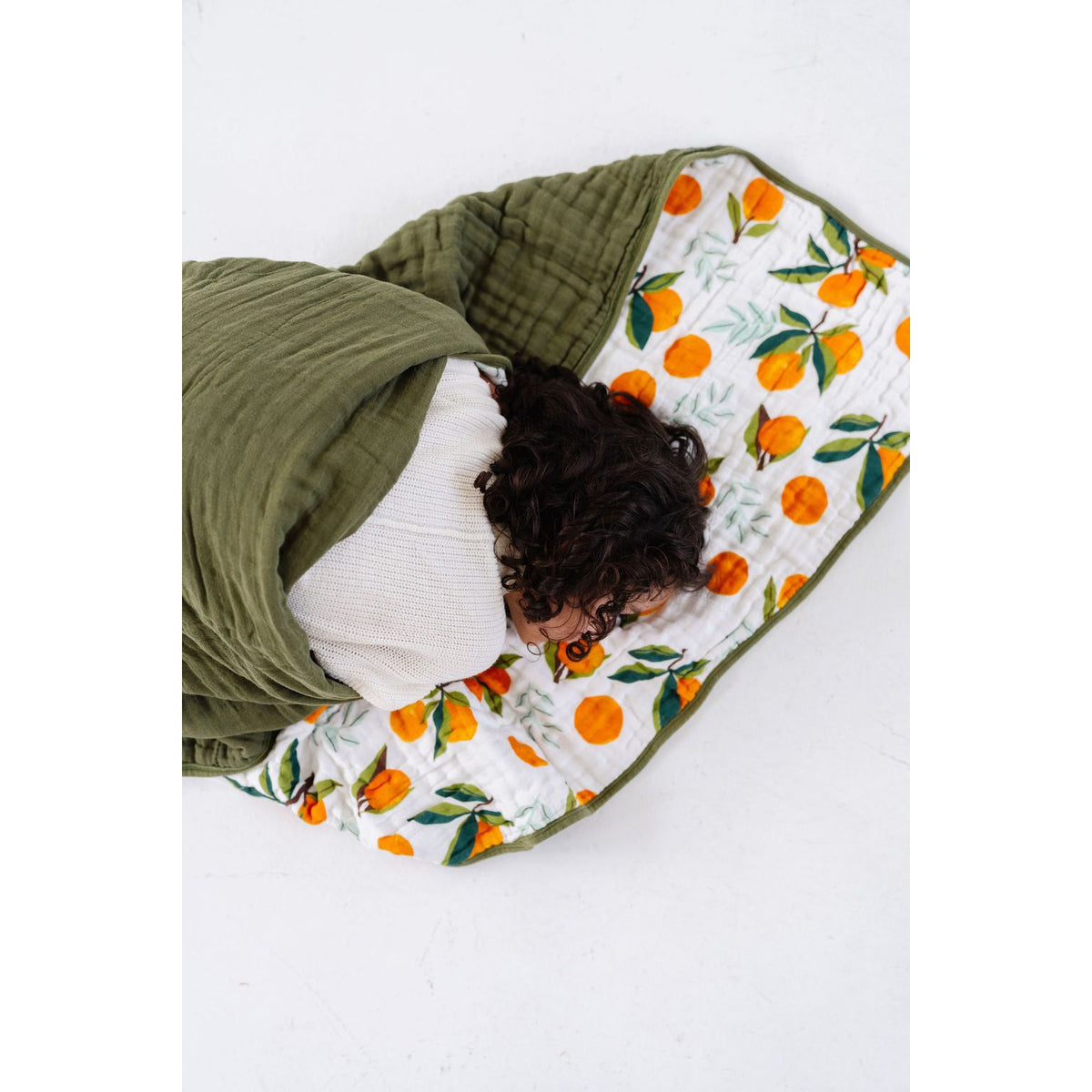 Clementine Throw Blanket
