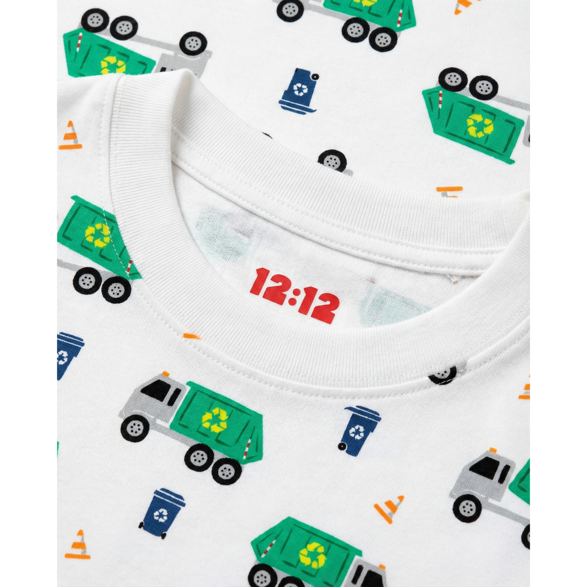 The Organic Long Sleeve Pajama Set [Recycling Trucks]