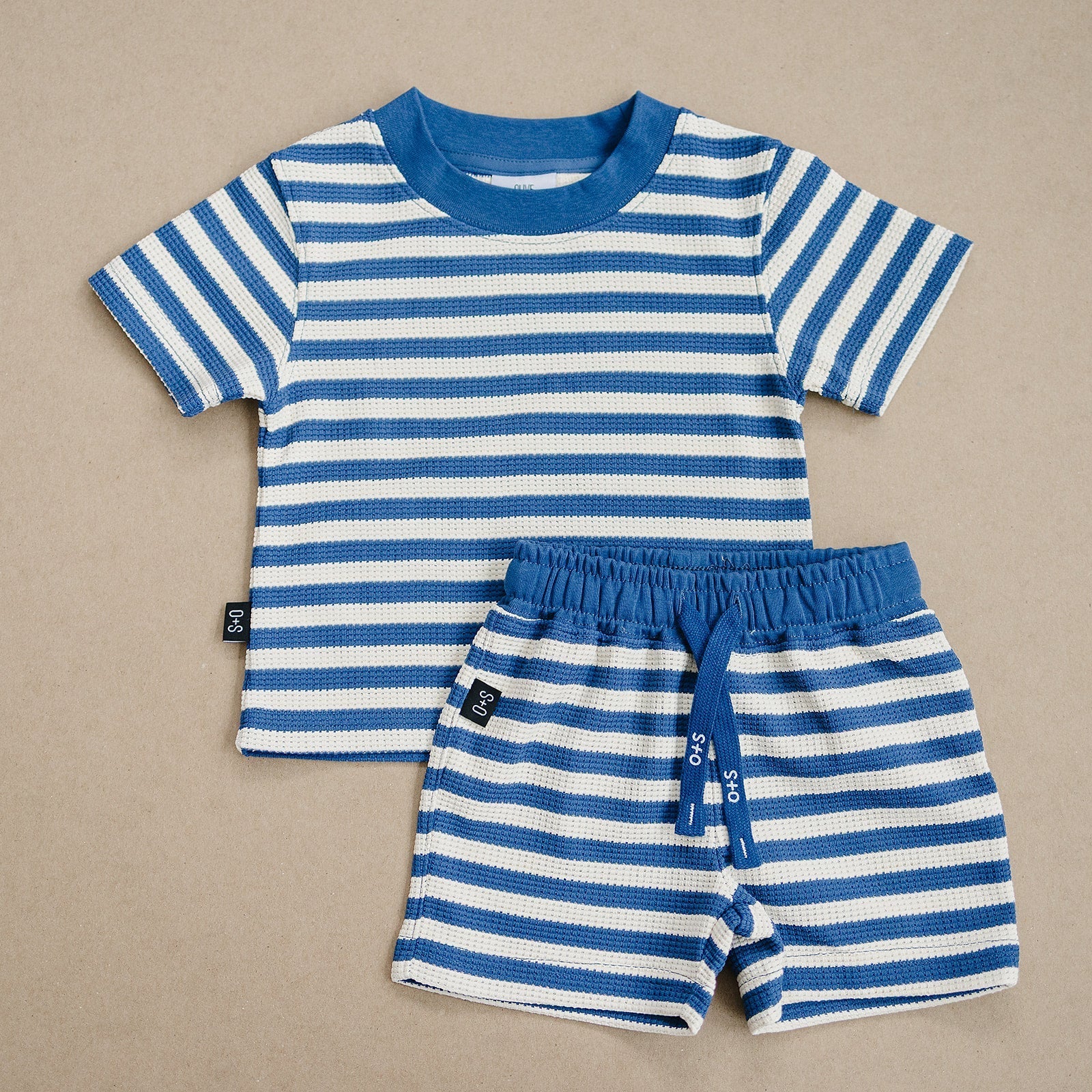 Landon Set