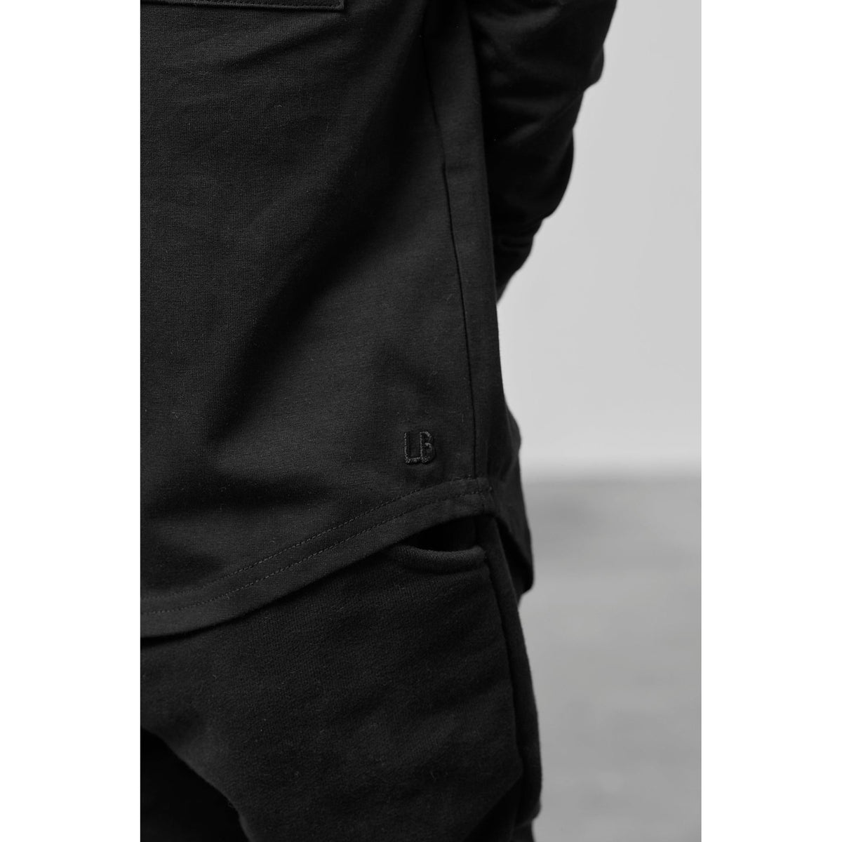 Long Sleeve Pocket Tee - Black