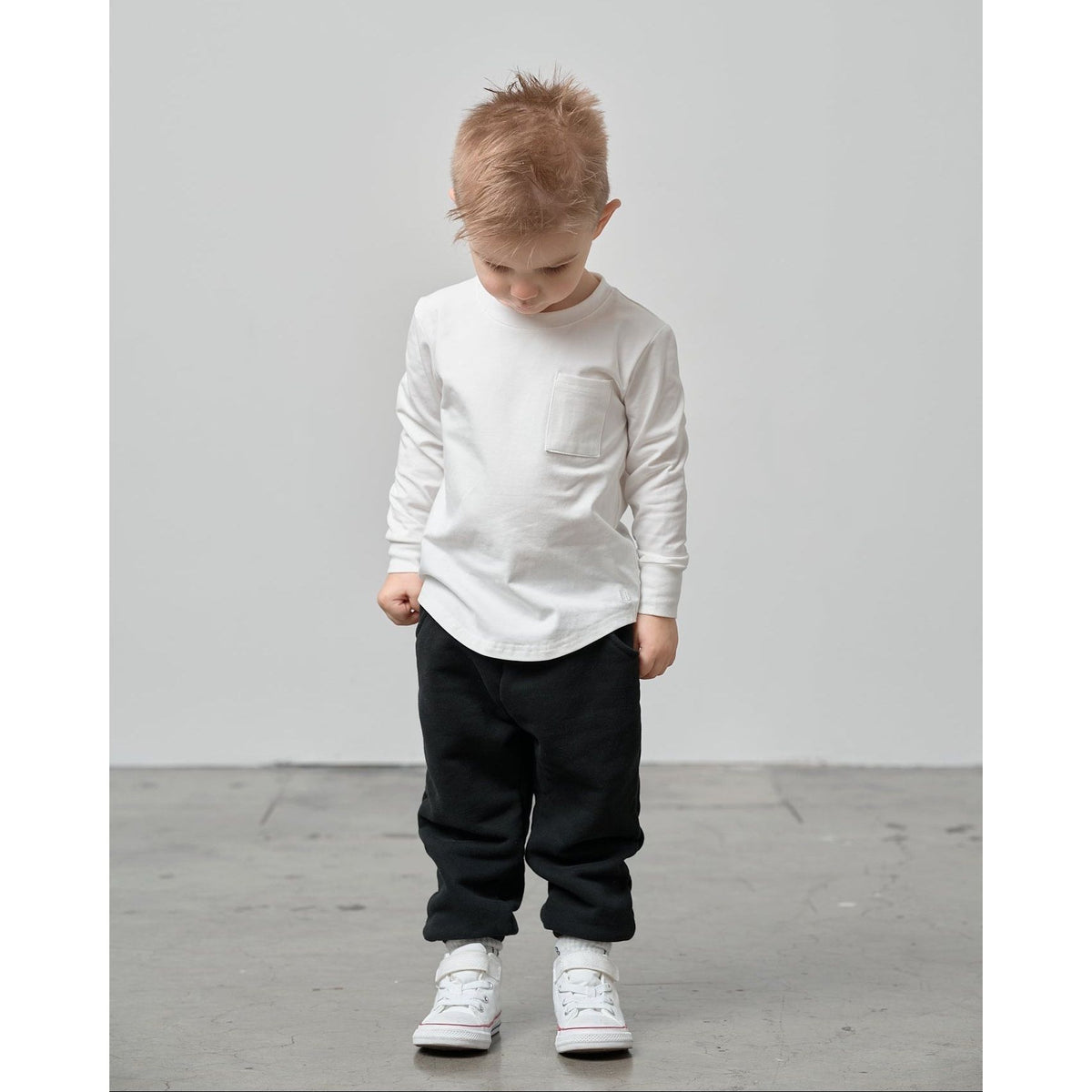 Long Sleeve Pocket Tee - White