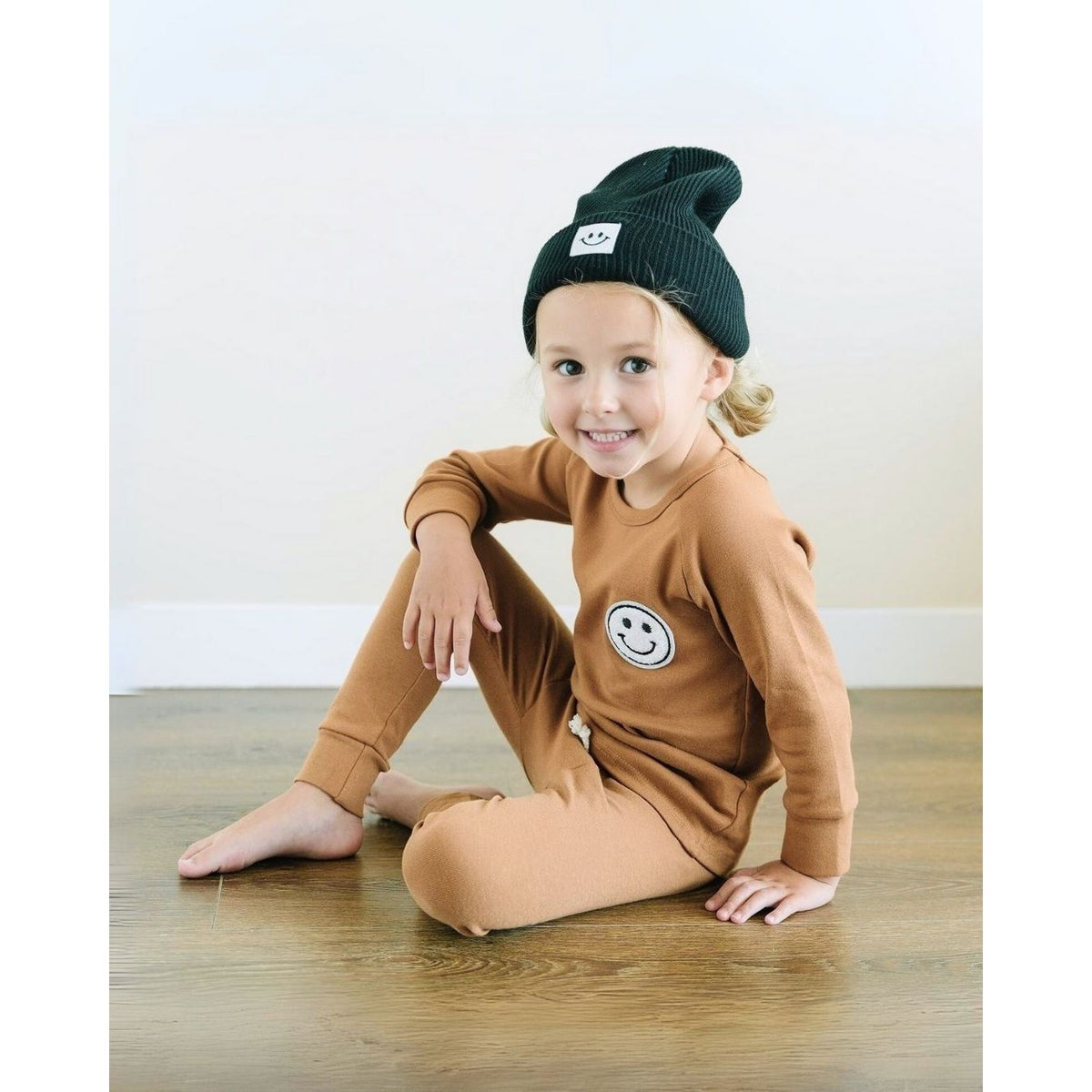 Lounge Set | Smiley Brown