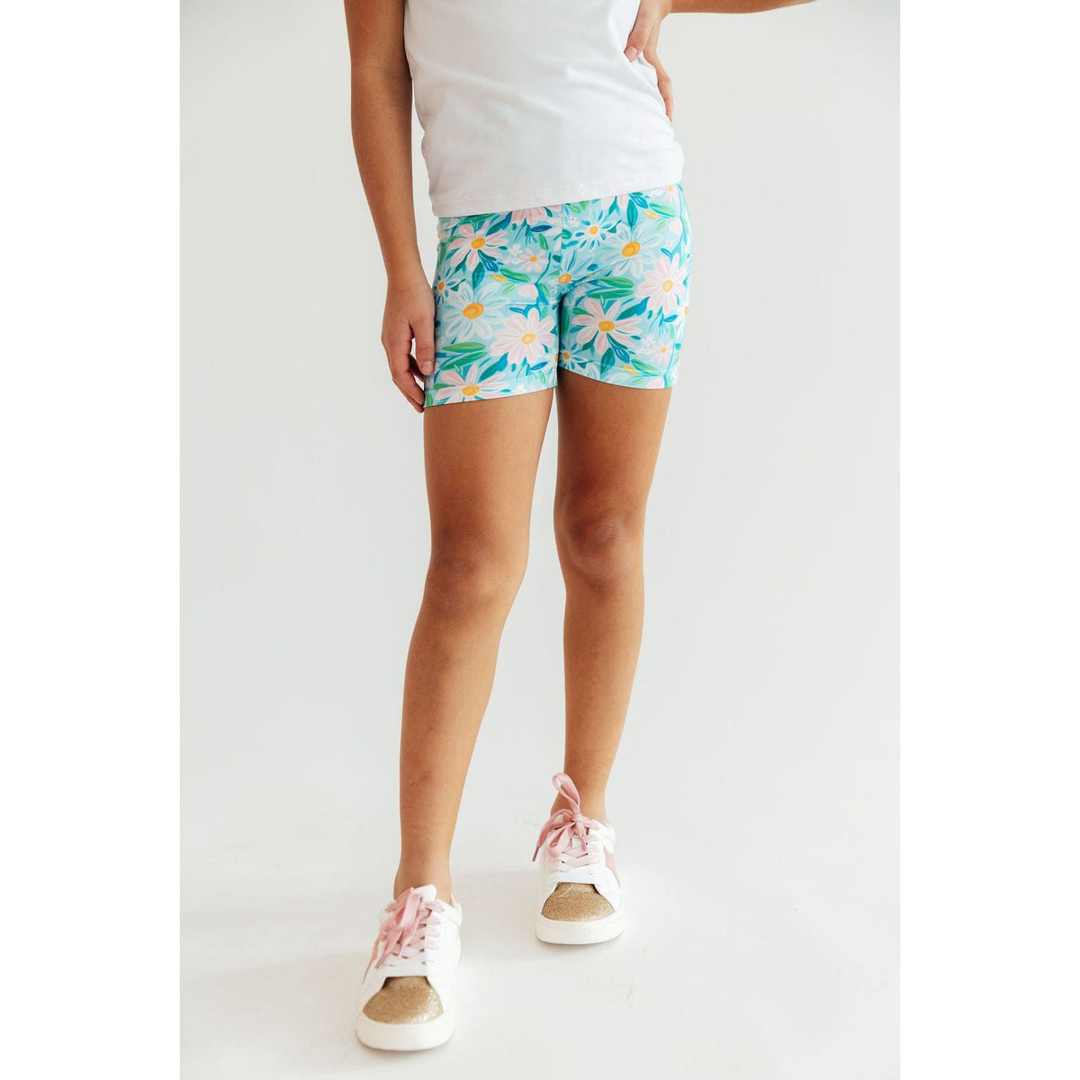 Preppy Daisies Twirl Shorts