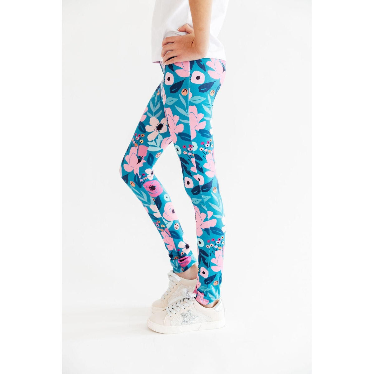 Twirling in Teal Leggings