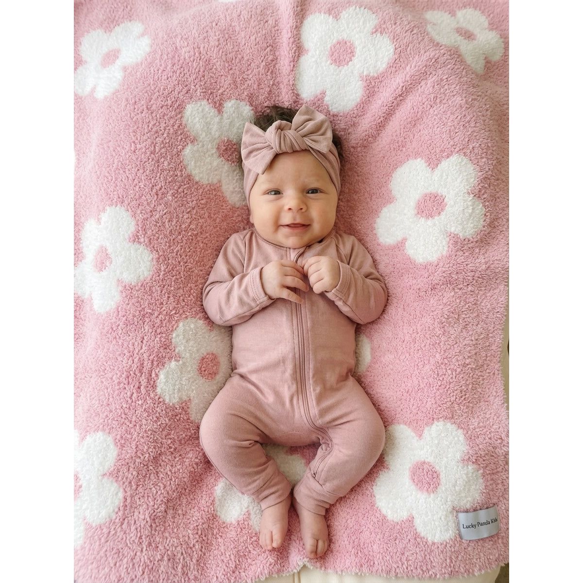 Daisy Fuzzy Blanket | Pink