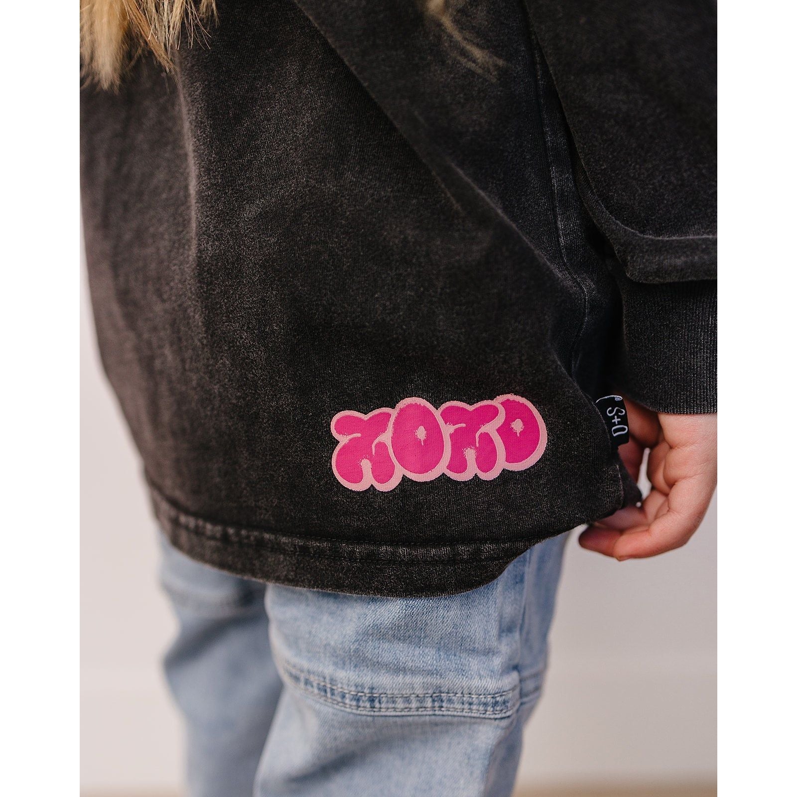 XOXO Long Sleeve