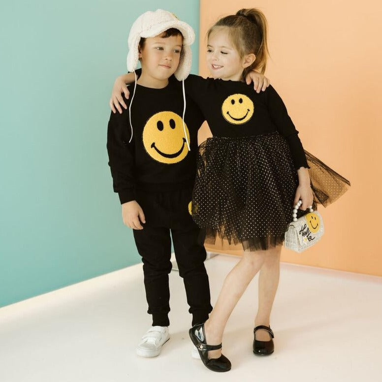 smile sweatshirt | black