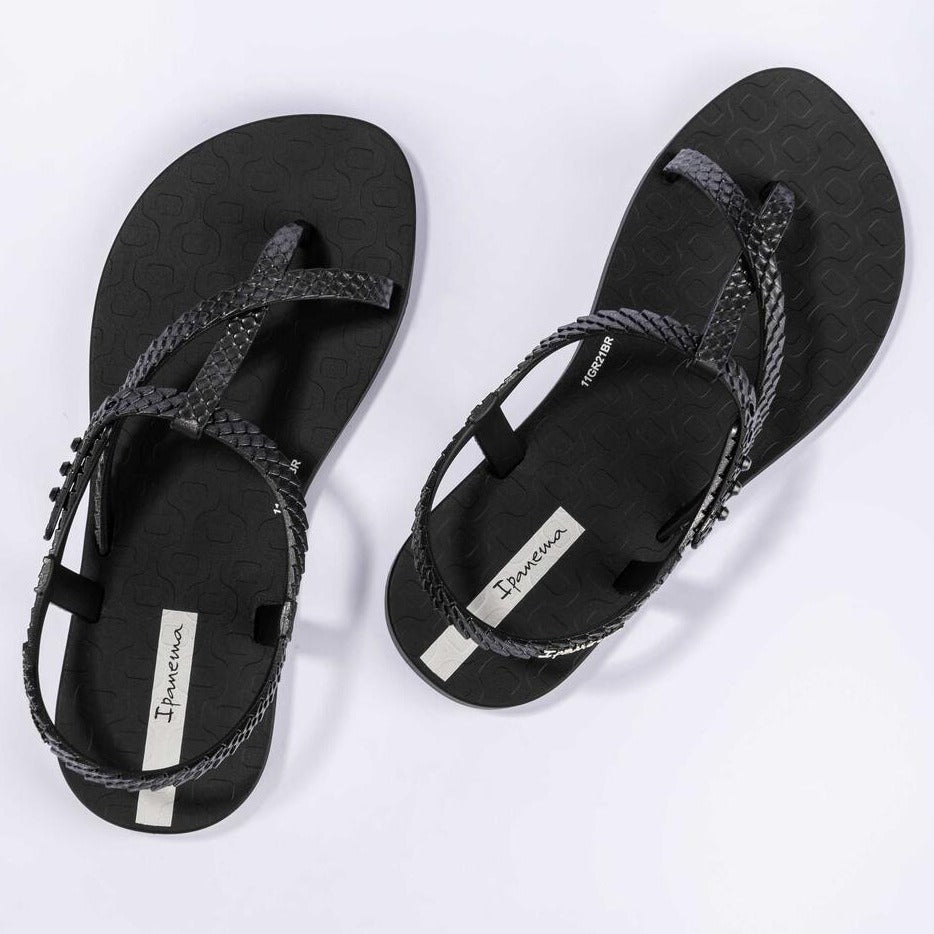 classic wish sandal | black