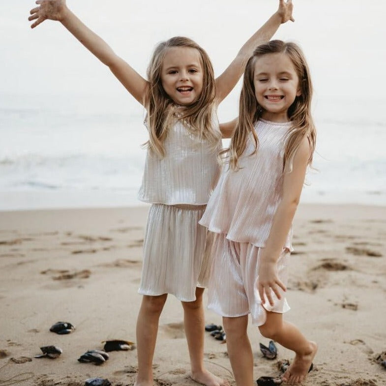 pleats short set | gold