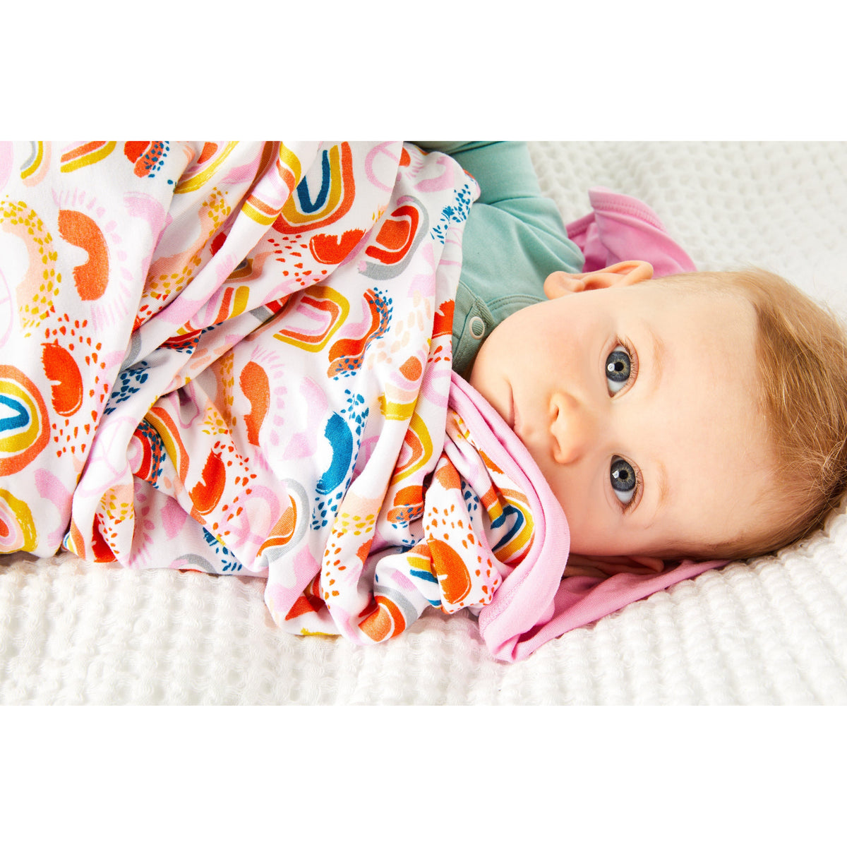 Stretchy Oversized Blanket - Rainbows Pink