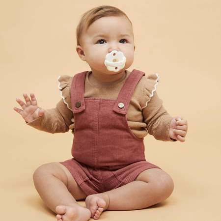 scallop pacifier in gardenia