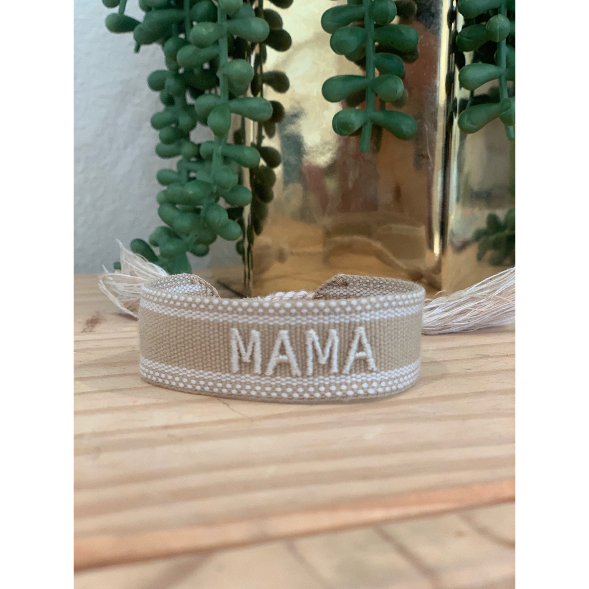 MAMA embroidered friendship bracelet in nude