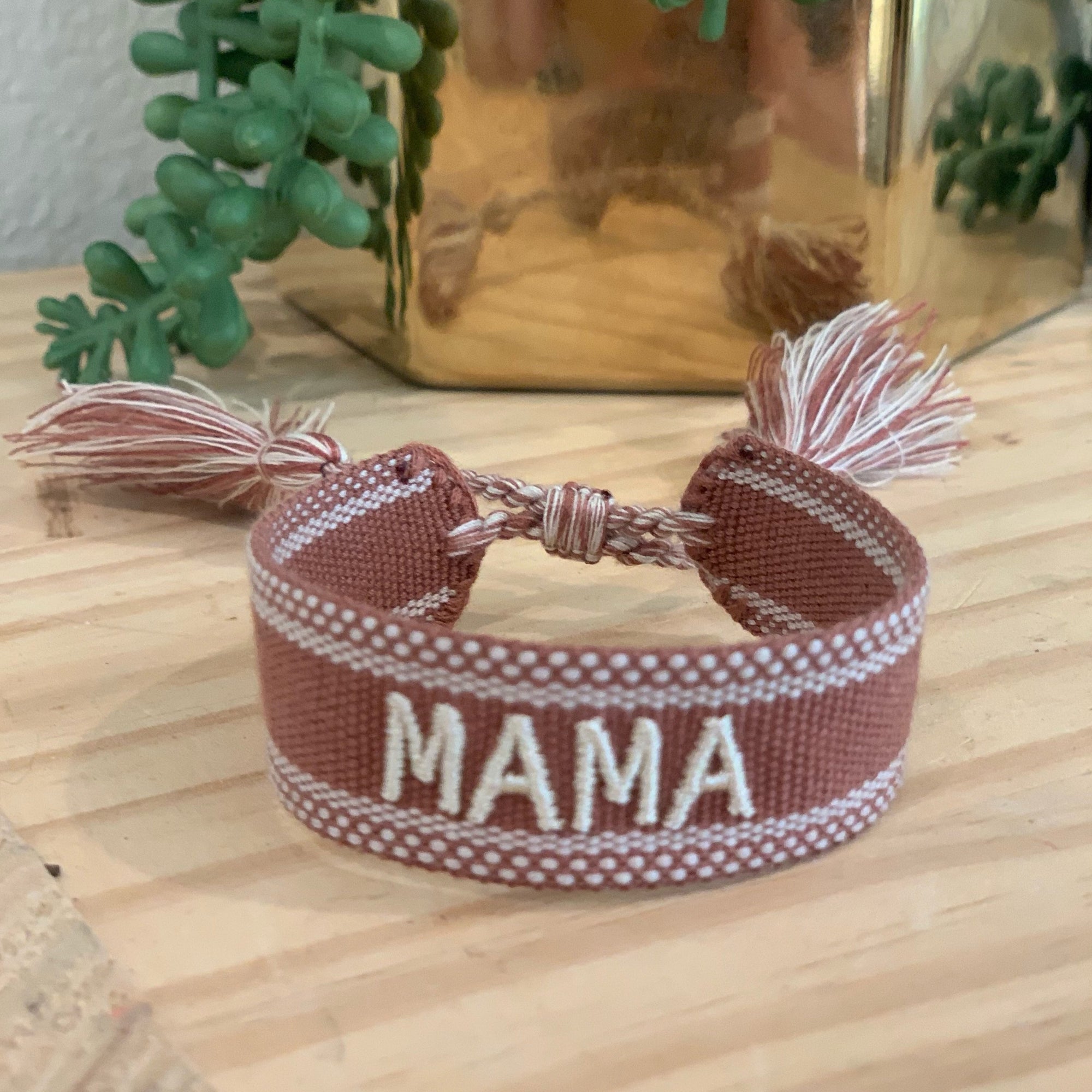 MAMA embroidered friendship bracelet in rust