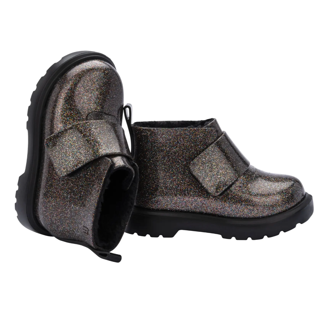 5528696820815857 exp: 03/25 cvc: 520  address: 14739 archwood street van nuys, ca 91405