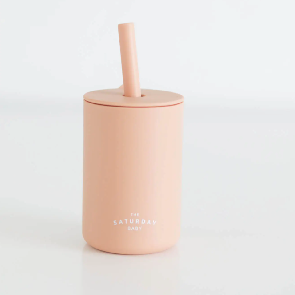 silicone straw cup in peach