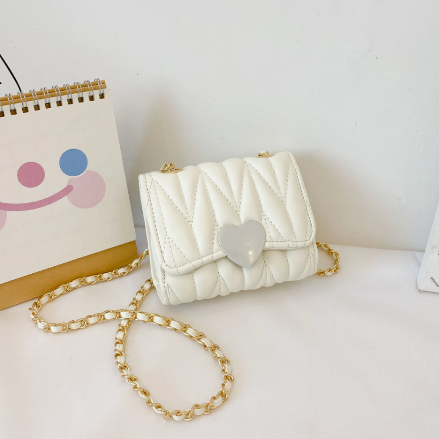 white heart mini purse